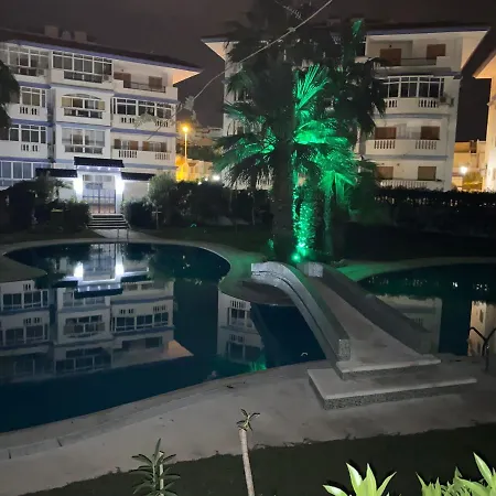 Apartment Pod Papugami
